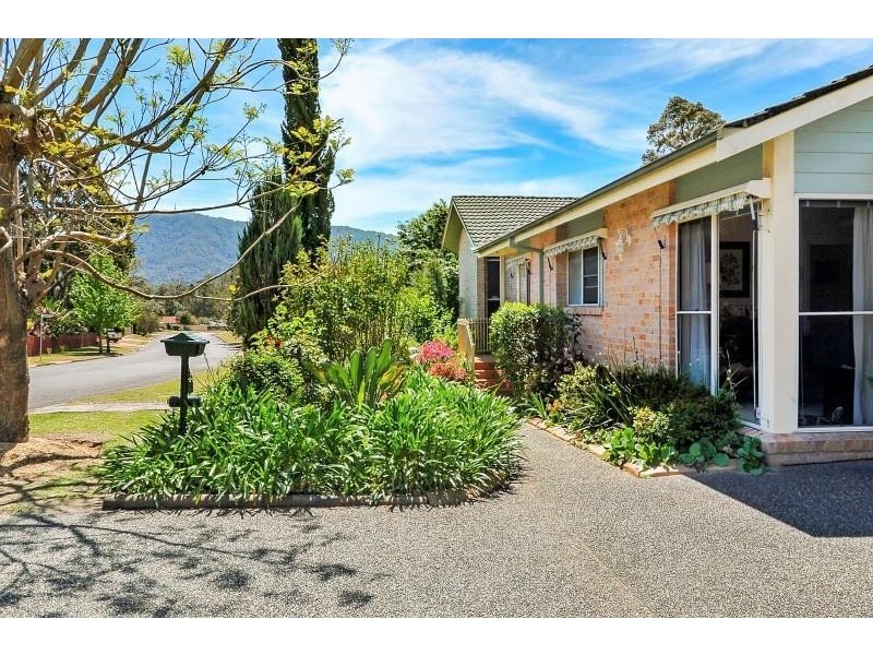 1 Wilari Close, Bomaderry NSW 2541