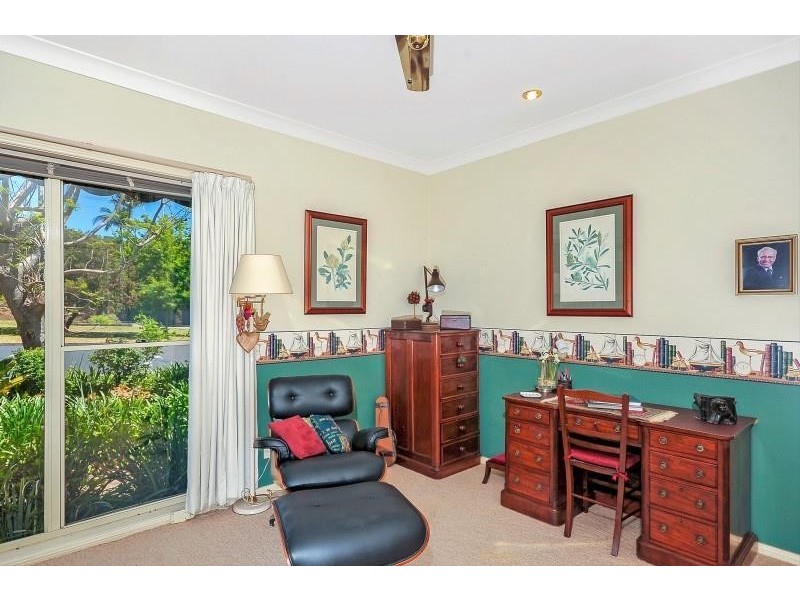 1 Wilari Close, Bomaderry NSW 2541