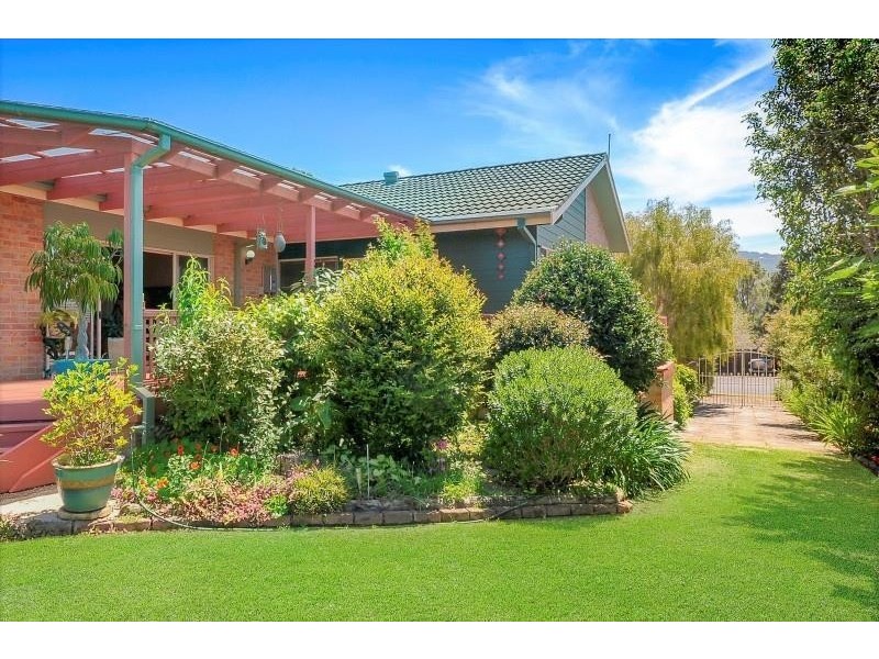 1 Wilari Close, Bomaderry NSW 2541