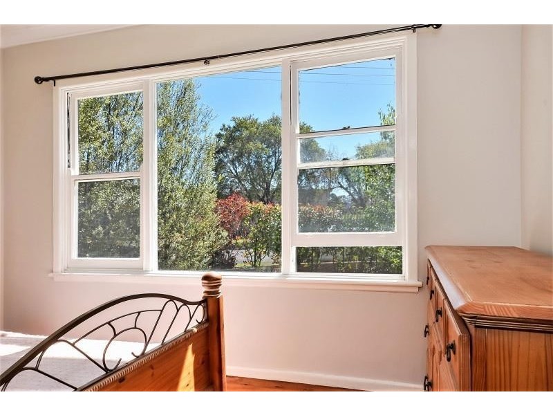 8 McDonald Avenue, Nowra NSW 2541