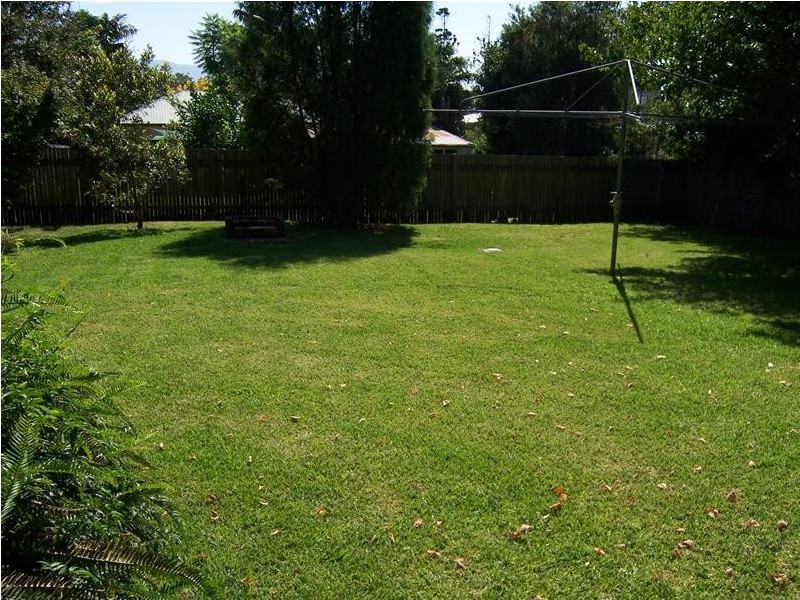 13 Worrigee Street, Nowra NSW 2541