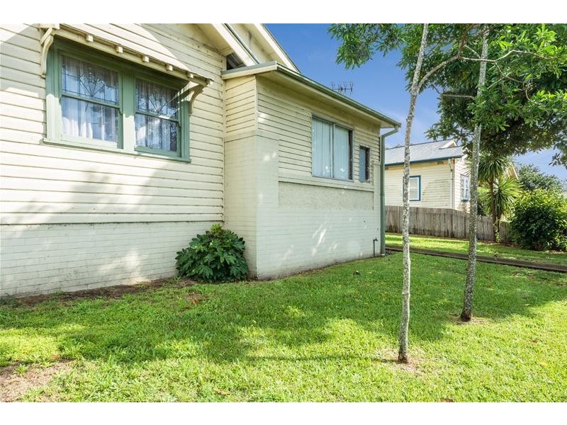 23 Coomea Street, Bomaderry NSW 2541