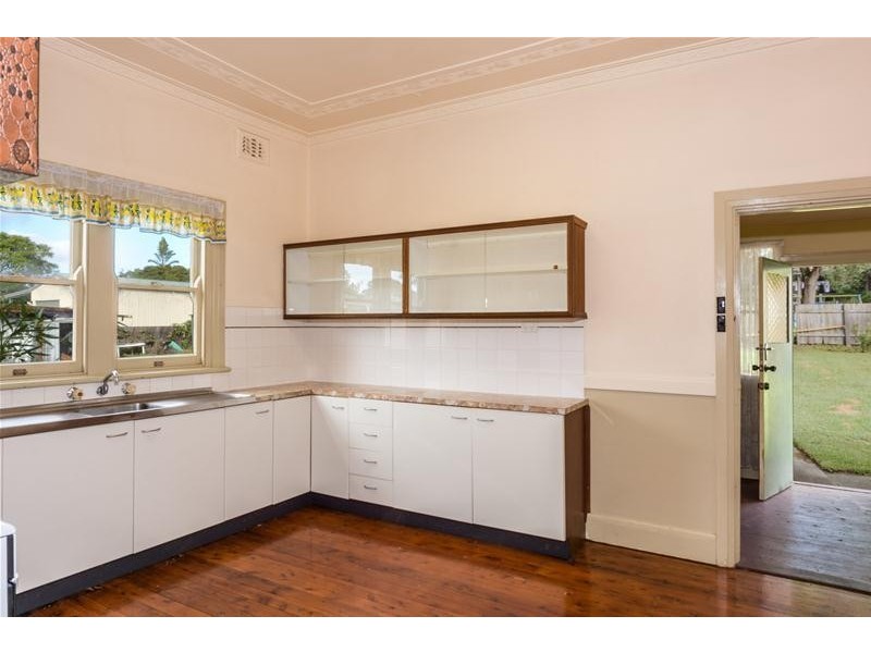 23 Coomea Street, Bomaderry NSW 2541