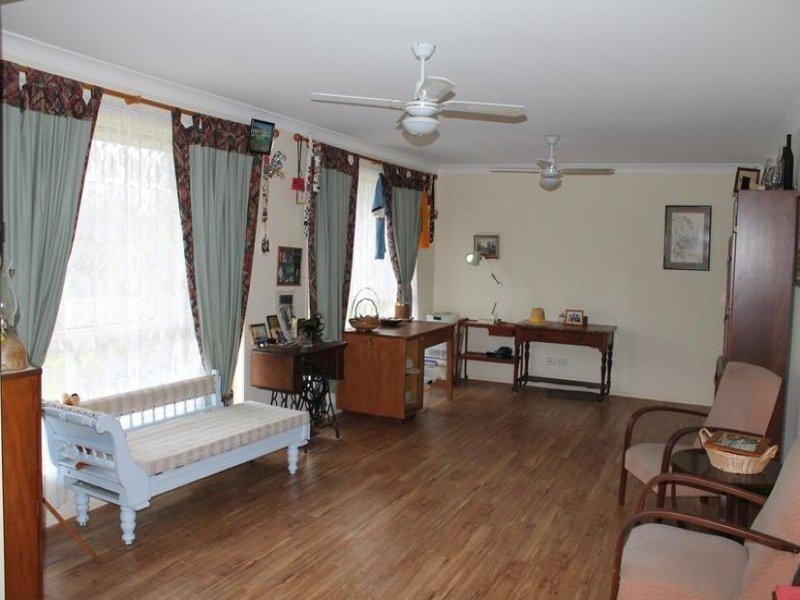 322 Stringybark Road, Nowra Hill NSW 2540