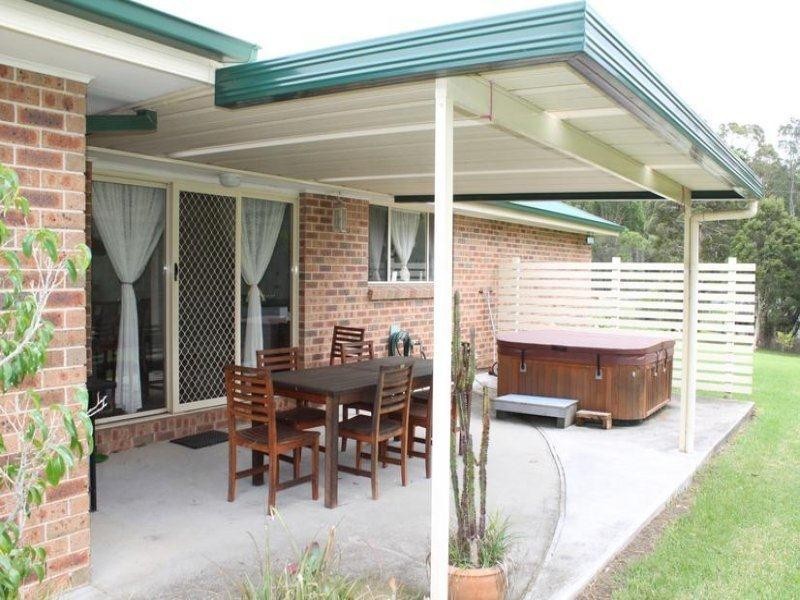 322 Stringybark Road, Nowra Hill NSW 2540