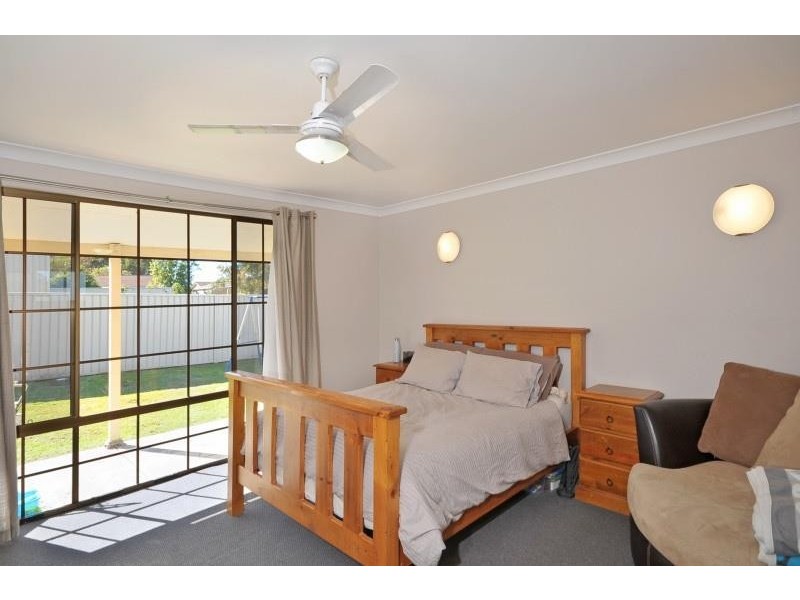 1 Glenair Avenue, West Nowra NSW 2541