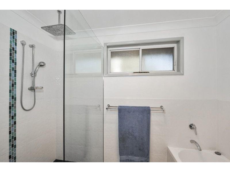 4 Pioneer Place, Nowra NSW 2541