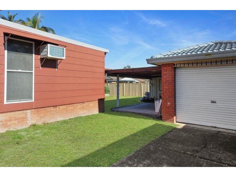 4 Pioneer Place, Nowra NSW 2541