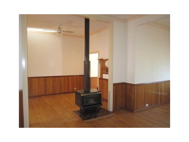 9 Osborne Street, Nowra NSW 2541