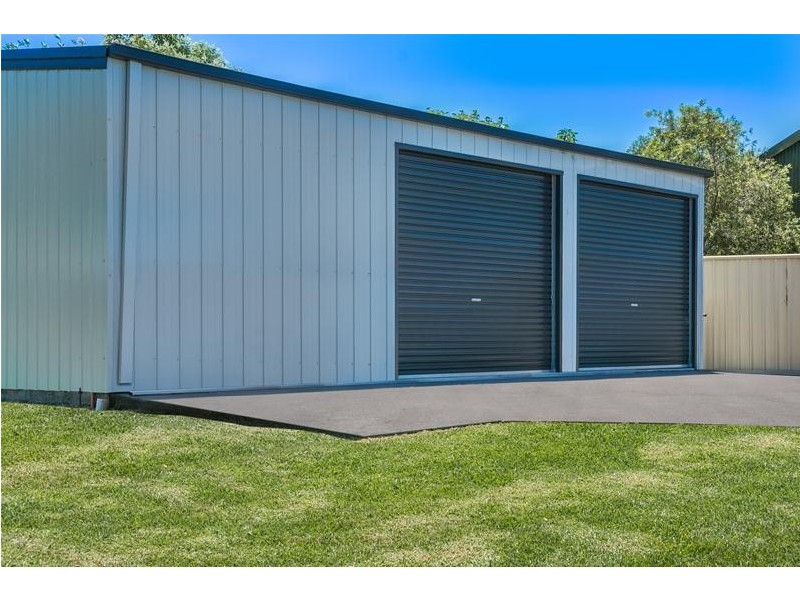 17 Elizabeth Avenue, Nowra NSW 2541