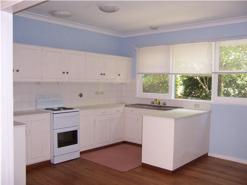 13 Worrigee Street, Nowra NSW 2541