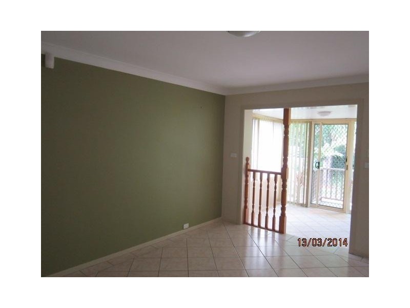 8 Cocos Palm Drive, Bomaderry NSW 2541