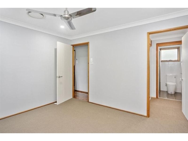 13 Edwards Avenue, Bomaderry NSW 2541