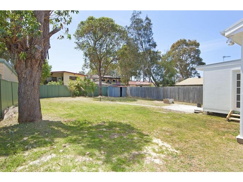 57 Kerry Crescent, Berkeley Vale NSW 2261