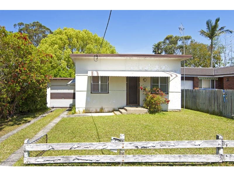 16 Bluebell Avenue, Berkeley Vale NSW 2261