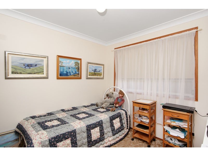 8 Cowan Street, Watanobbi NSW 2259