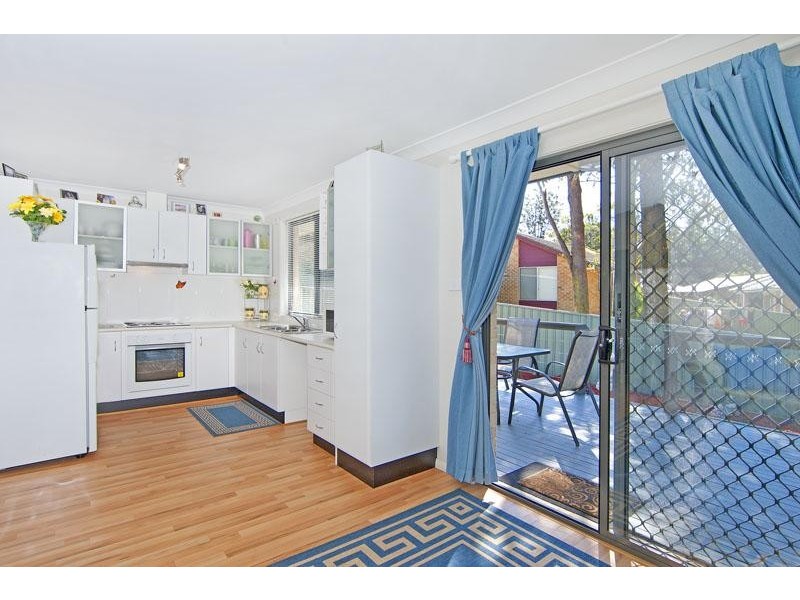 4 Arunta Road, Tuggerah NSW 2259