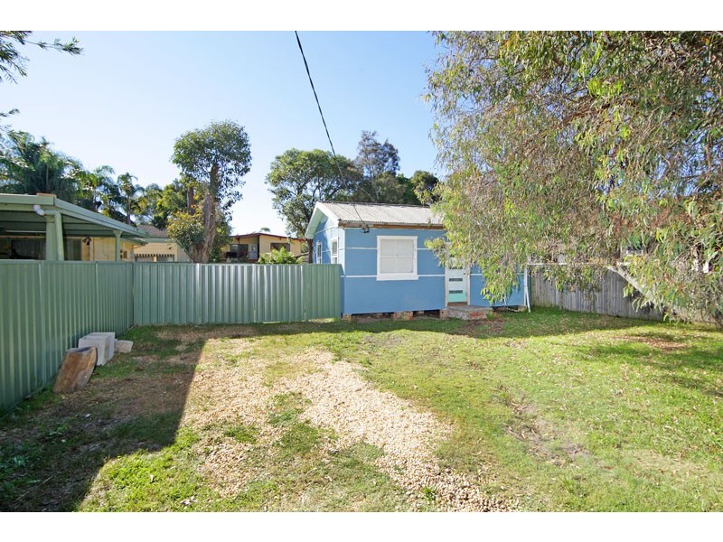 57 Kerry Crescent, Berkeley Vale NSW 2261