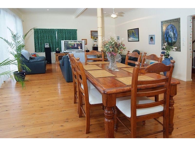 54 Geoffrey Road, Chittaway Point NSW 2261