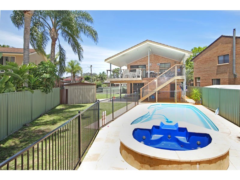 9 Magnolia Place, Chittaway Bay NSW 2261