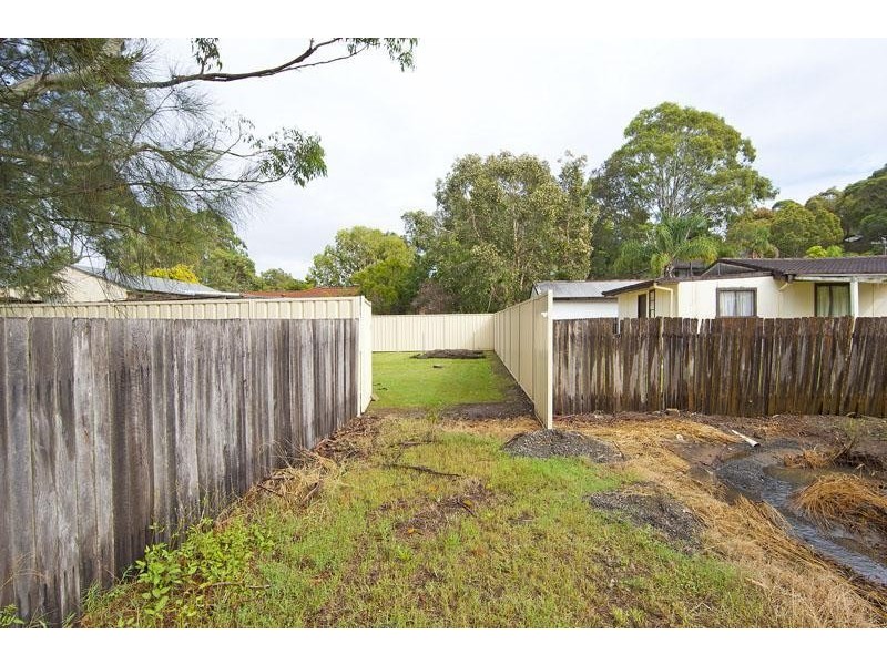 23 Albatross Road, Berkeley Vale NSW 2261