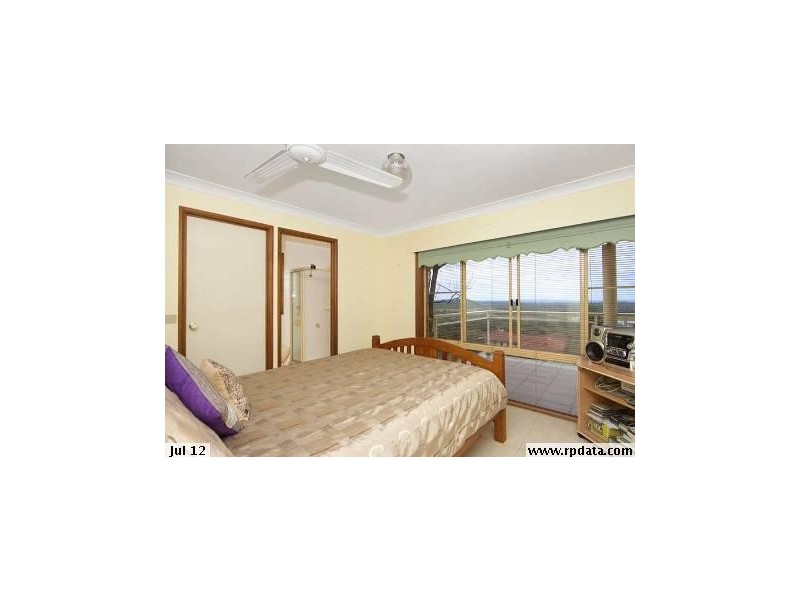 9 Page Close, Wyong NSW 2259