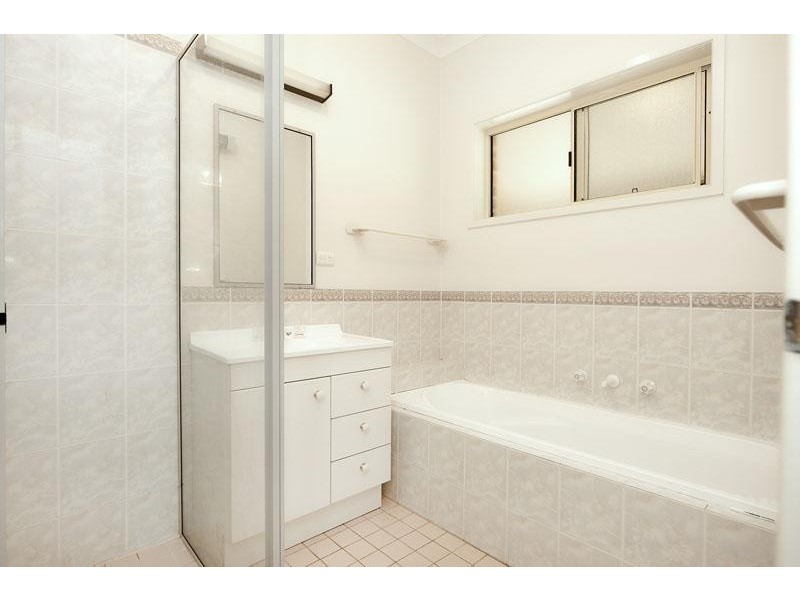 4 Song Bird Lane, Jilliby NSW 2259