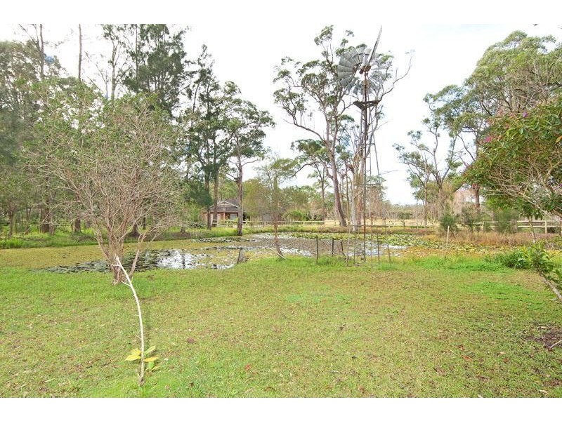 4 Song Bird Lane, Jilliby NSW 2259