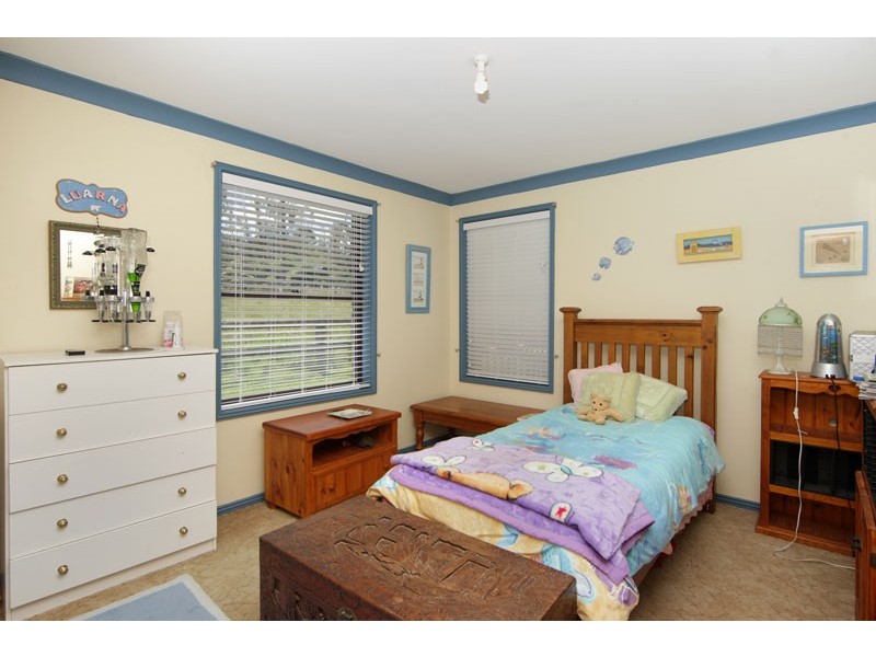 1 Rossmore Close, Alison NSW 2259