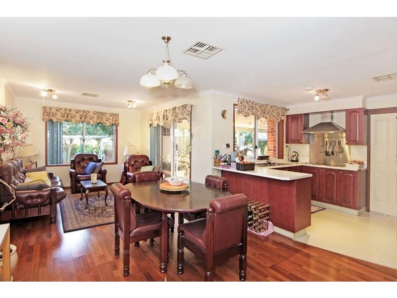 11 Guardian Road, Watanobbi NSW 2259