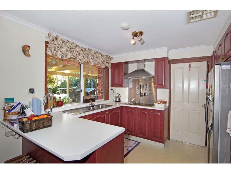 11 Guardian Road, Watanobbi NSW 2259