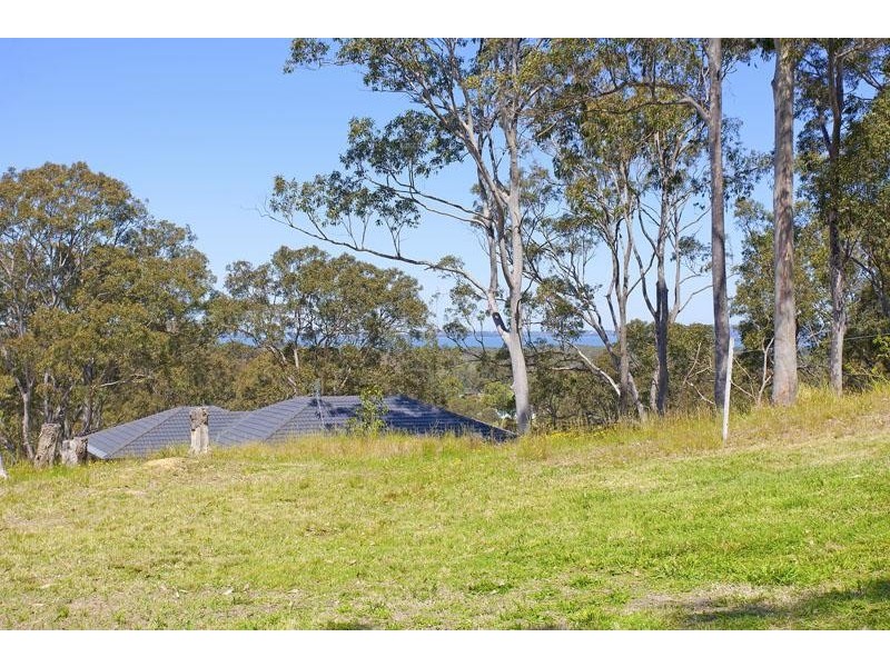 13 Melbourne Road, Wadalba NSW 2259