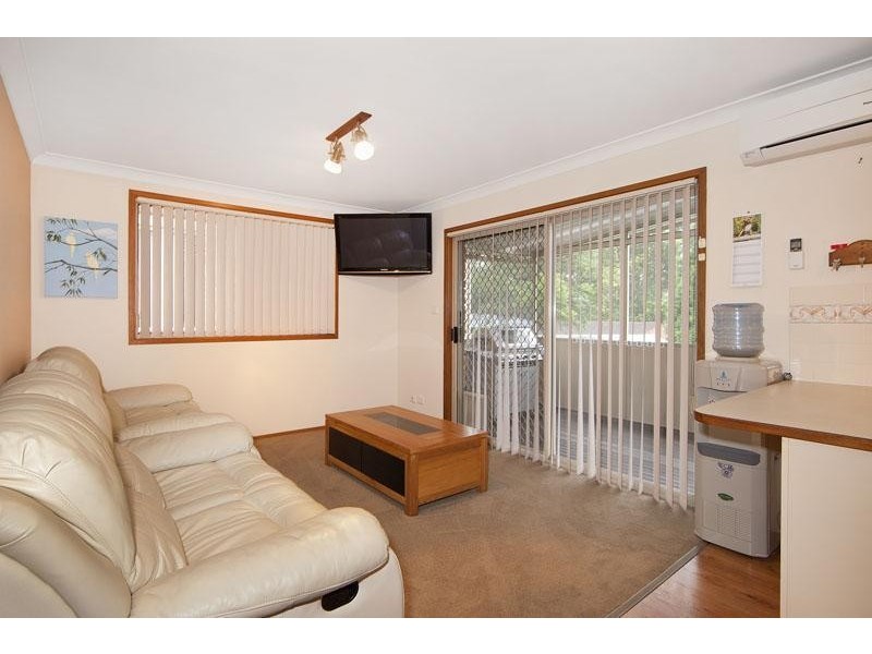 20 Stornaway Crescent, Berkeley Vale NSW 2261