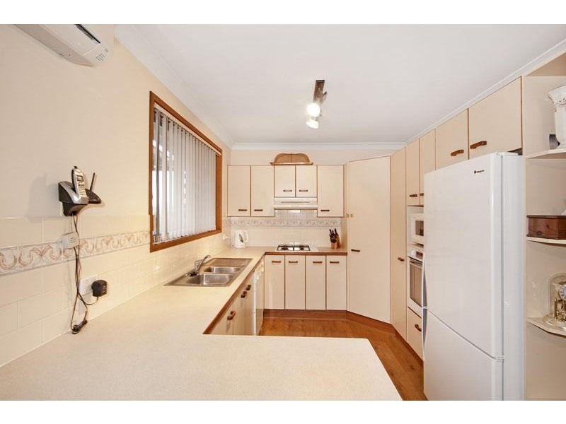 20 Stornaway Crescent, Berkeley Vale NSW 2261