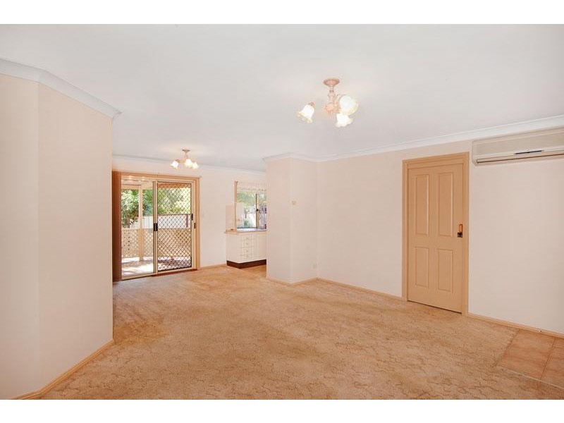 8/4 Gavenlock Road, Tuggerah NSW 2259