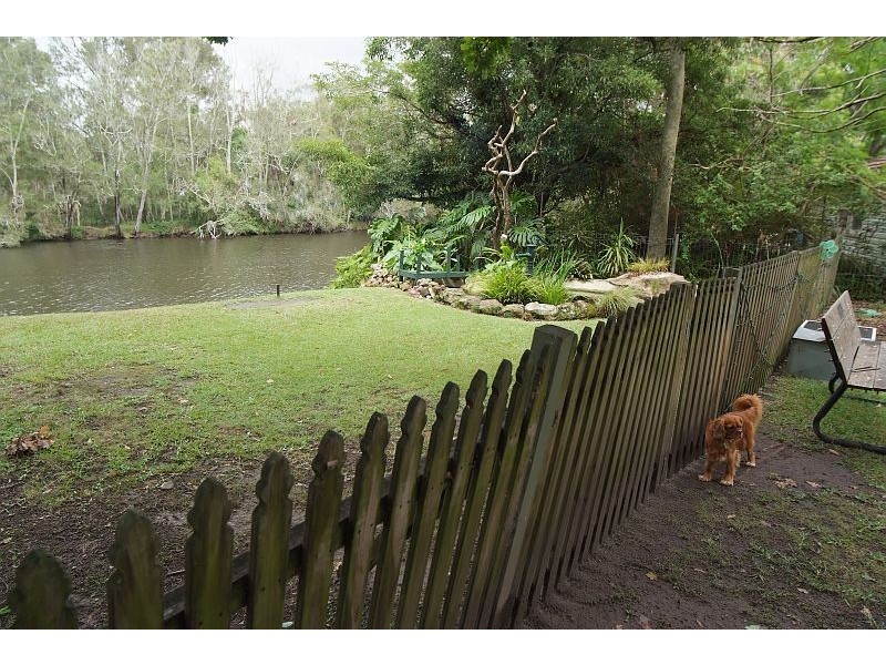 54 Geoffrey Road, Chittaway Point NSW 2261