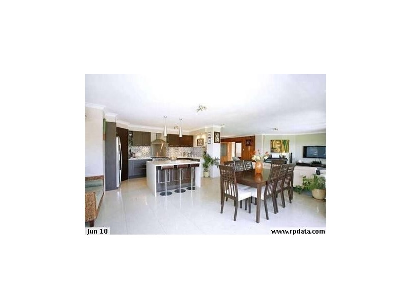 311 Lakedge Avenue, Berkeley Vale NSW 2261