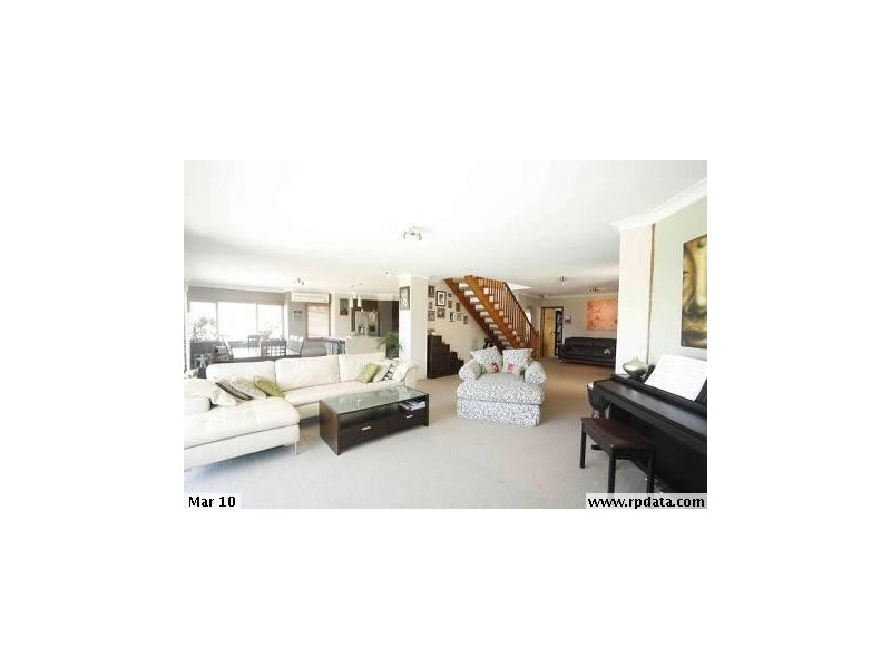 311 Lakedge Avenue, Berkeley Vale NSW 2261