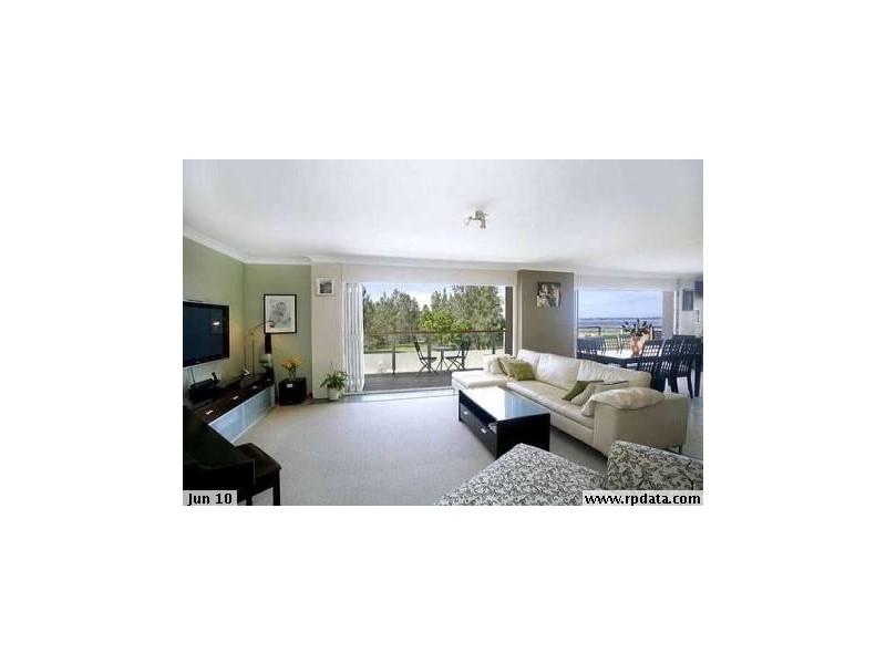 311 Lakedge Avenue, Berkeley Vale NSW 2261