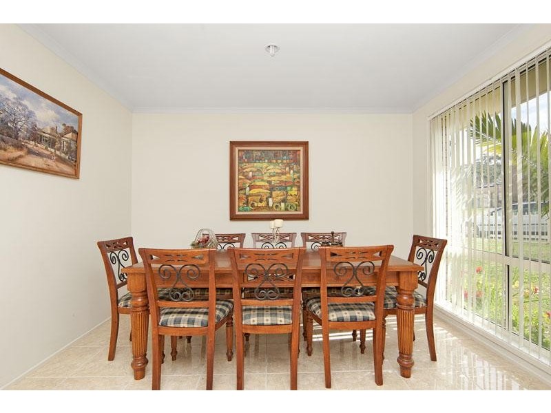 14 Highcliff Close, Woongarrah NSW 2259