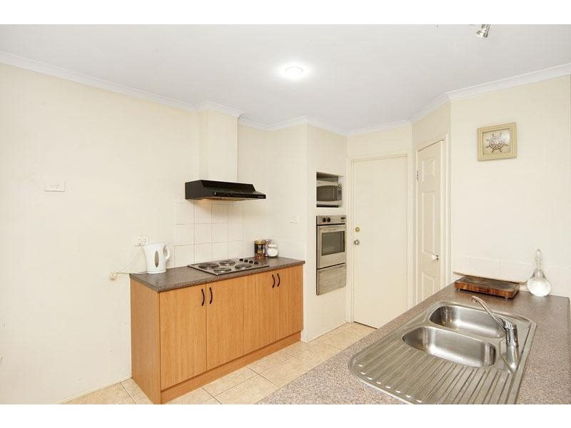 14 Highcliff Close, Woongarrah NSW 2259