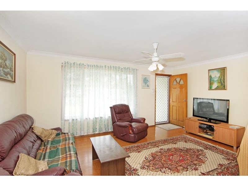 24 Platypus Road, Berkeley Vale NSW 2261