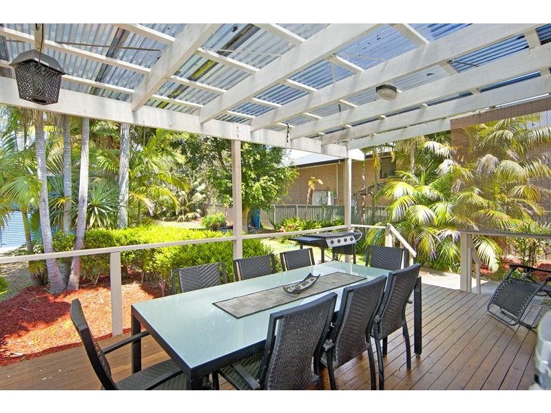 98 Geoffrey Road, Chittaway Point NSW 2261