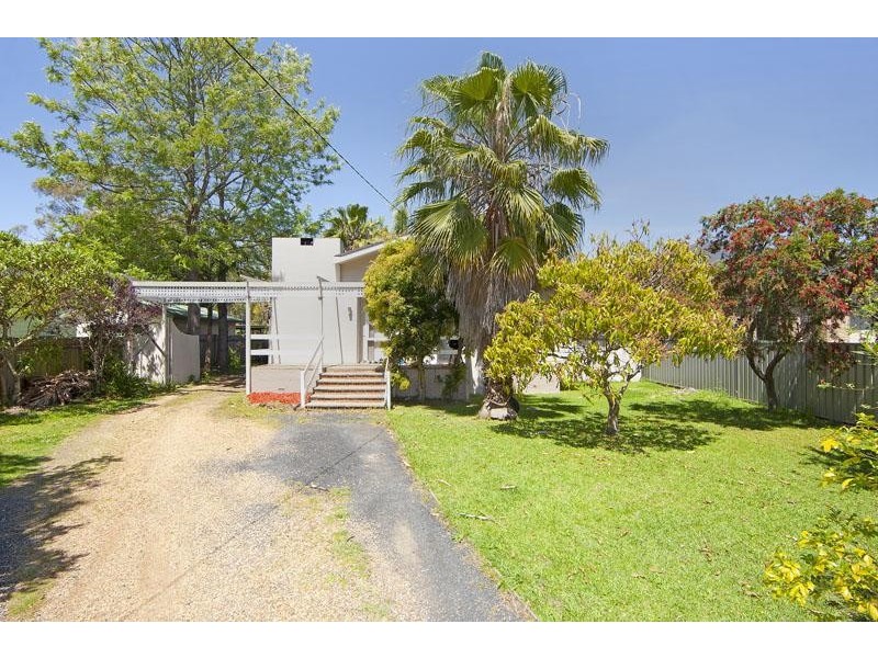 98 Geoffrey Road, Chittaway Point NSW 2261