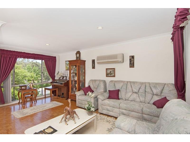 9 Bundeena Road, Glenning Valley NSW 2261