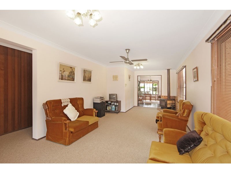 13 Hillcrest Avenue, Tacoma NSW 2259