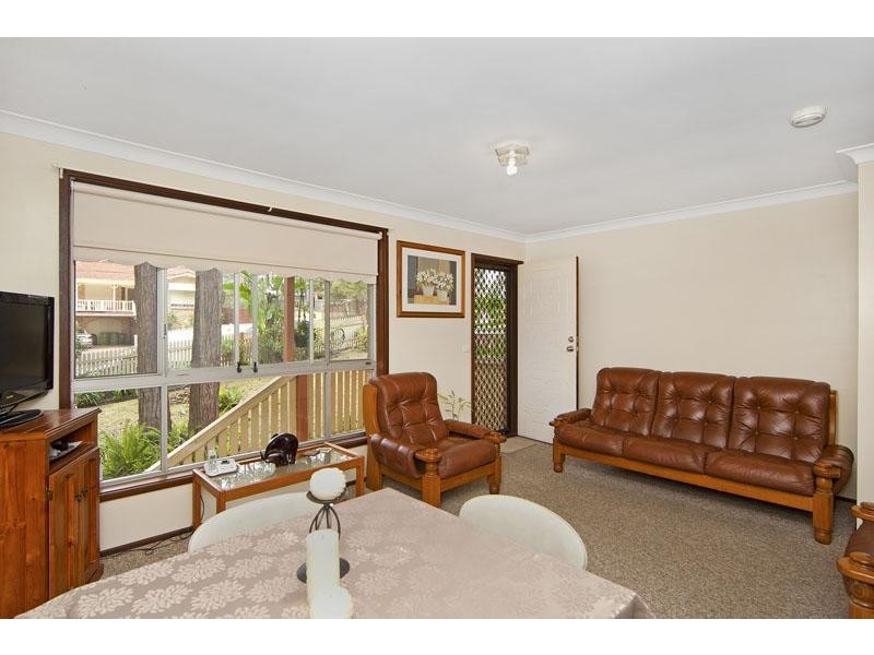 6 Judith Anne Drive, Berkeley Vale NSW 2261