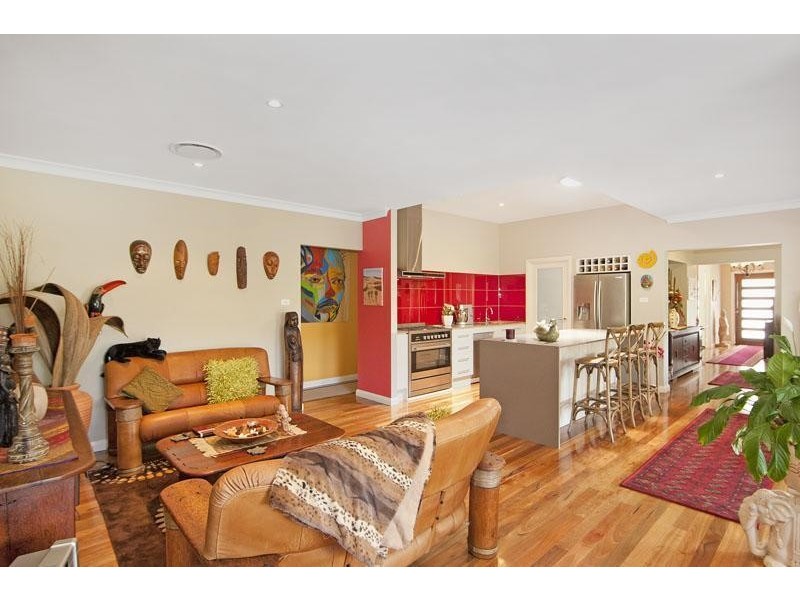 10 Narrabeen Close, Mardi NSW 2259