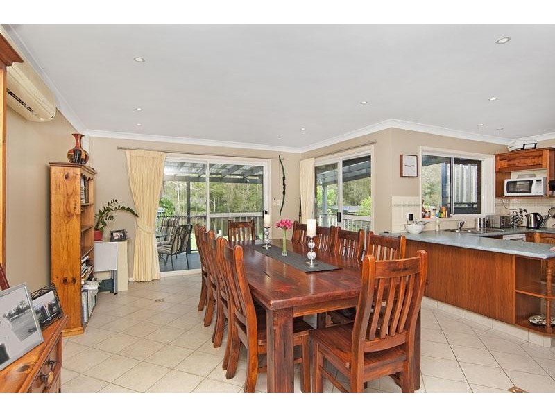 11 Riverview Drive, Wyong NSW 2259