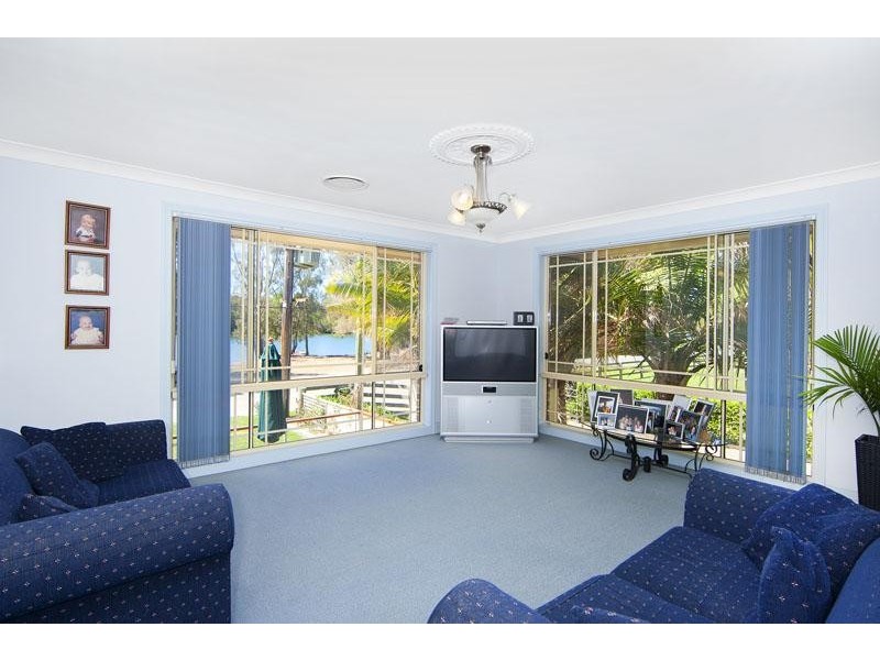 44 South Tacoma Road, Tacoma South NSW 2259